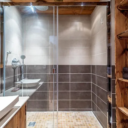 Exceptional View Of 4-5 Guests Apartment Val-d'Isere